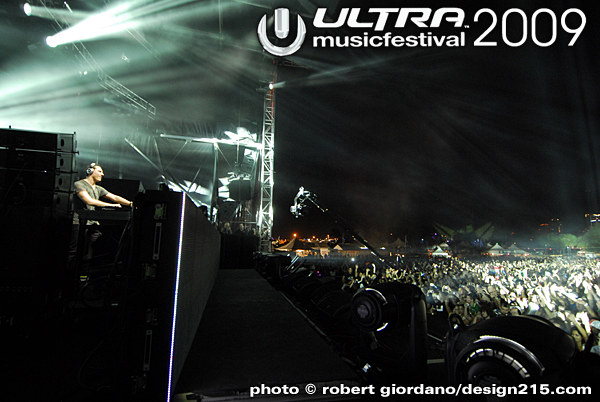 2009 Ultra Music Festival, photo (c) Robert Giordano