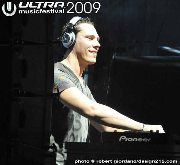 2009 Ultra Music Festival, photo (c) Robert Giordano