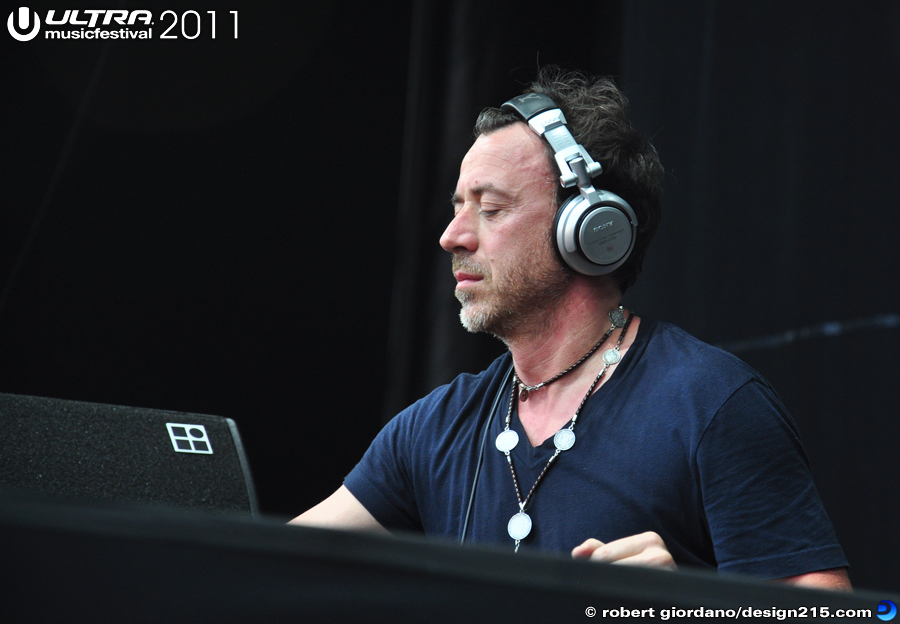 Benny Benassi, Main Stage #0029 - 2011 Ultra Music Festival