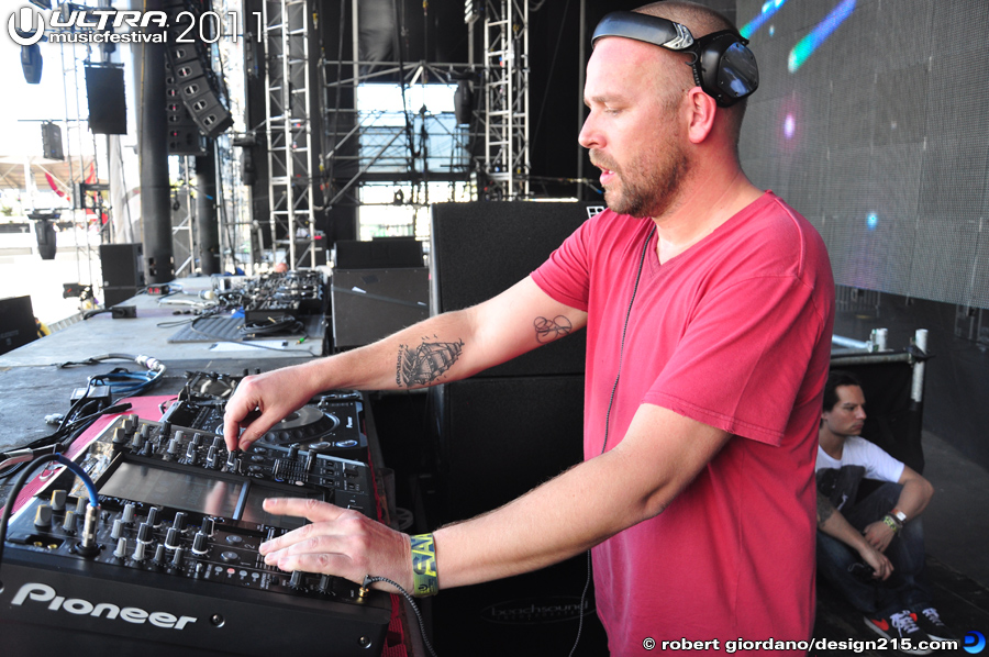 Sander Kleinenberg, Main Stage - 2011 Ultra Music Festival