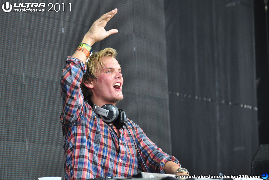 Avicii, Main Stage #0762 - 2011 Ultra Music Festival