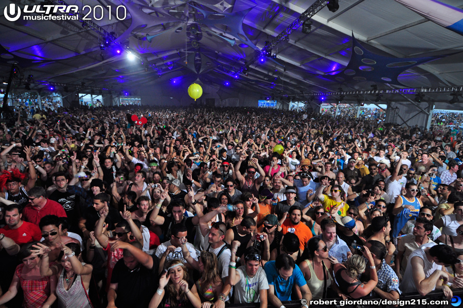 Sasha and John Digweed, Carl Cox Arena - 2010 Ultra Music Festival